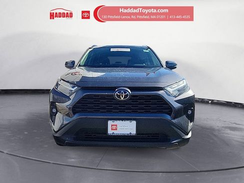 Certified 2022 Toyota RAV4 XLE Premium image 8