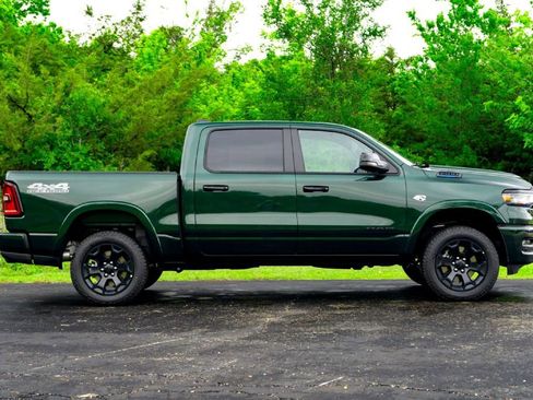 New 2026 RAM 1500 4x4 Crew Cab image 5