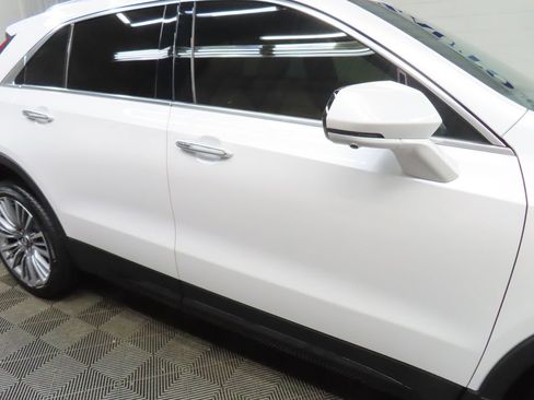 Used 2025 Cadillac XT4 Premium Luxury AWD/4WD image 30