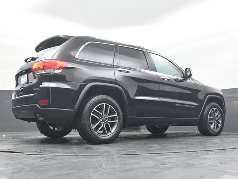 Used 2019 Jeep Grand Cherokee Limited RWD image 28