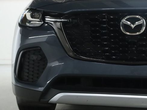 Certified 2025 MAZDA CX-70 3.3 Turbo w/ Premium Package AWD/4WD image 5