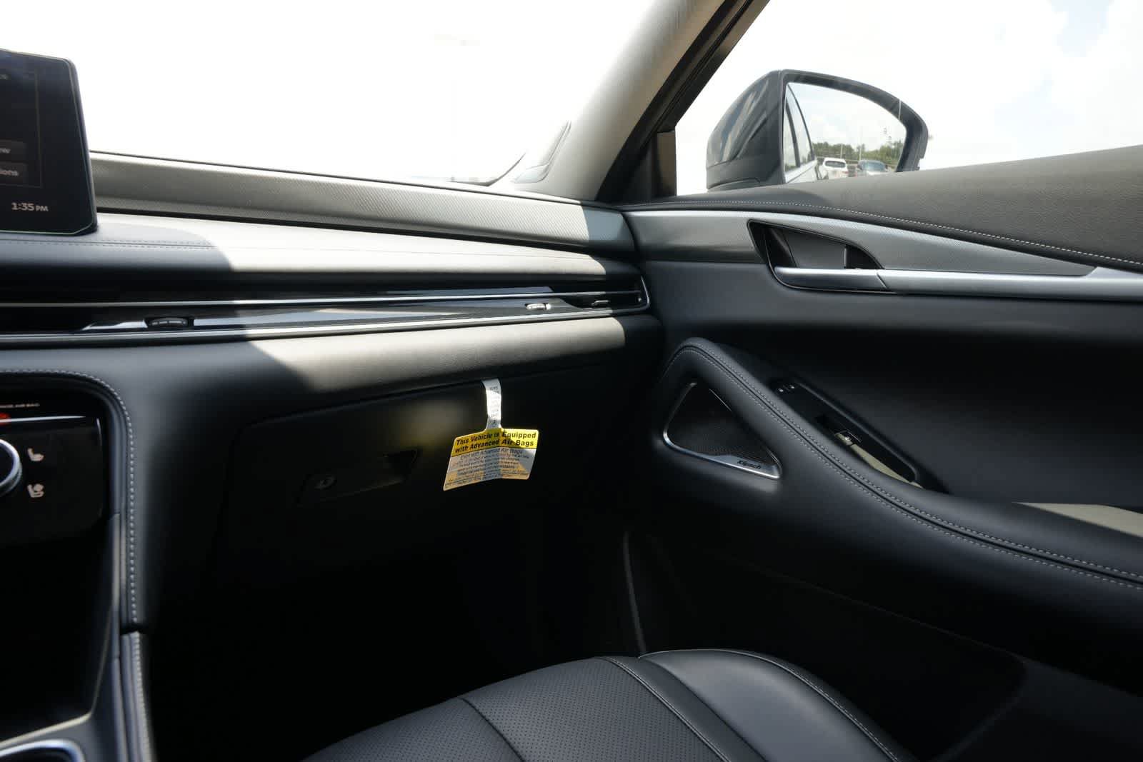 Certified 2026 INFINITI QX60 Luxe w/ Cargo Package FWD image 8