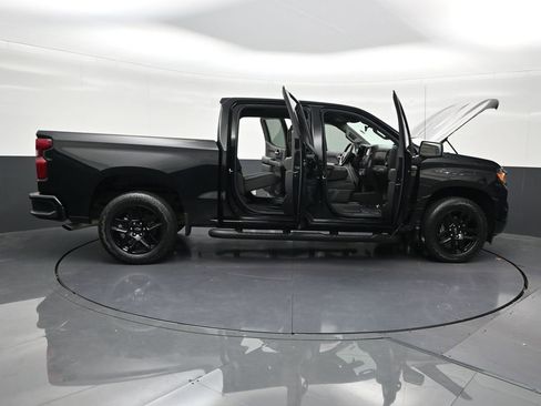 Used 2024 Chevrolet Silverado 1500 Custom w/ Turbomax Blackout Package RWD image 33