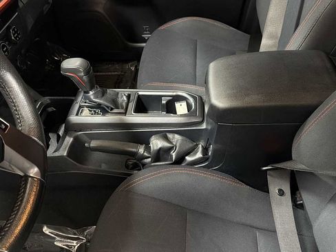 Used 2018 Toyota Tacoma TRD Sport image 23