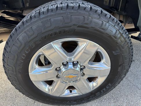 Used 2022 Chevrolet Silverado 3500 LTZ w/ LTZ Premium Package image 16