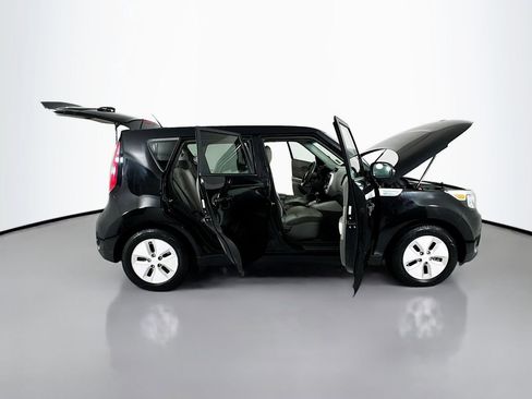 Used 2016 Kia Soul EV FWD image 25