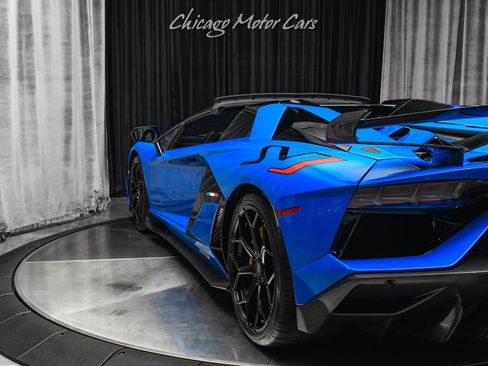 Used 2021 Lamborghini Aventador SVJ AWD/4WD image 43