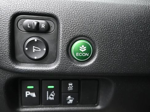 Used 2017 Honda Pilot Touring image 20