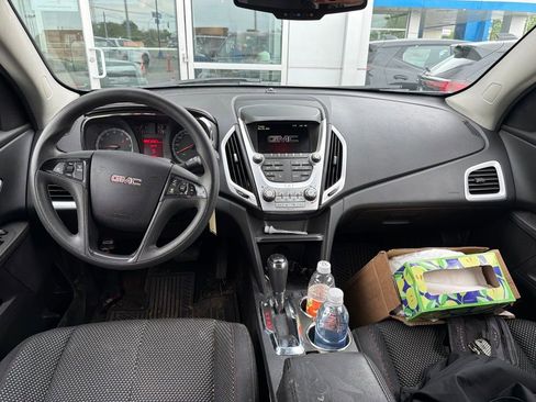 Used 2017 GMC Terrain SLE AWD/4WD image 5