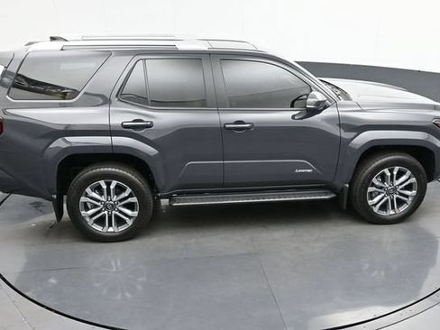 Used 2025 Toyota 4Runner Limited AWD/4WD image 41