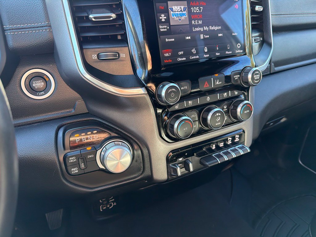 Used 2020 RAM 2500 Laramie w/ Night Edition AWD/4WD image 30