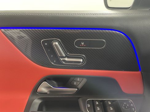New 2026 Mercedes-Benz GLB 35 AMG 4MATIC image 21