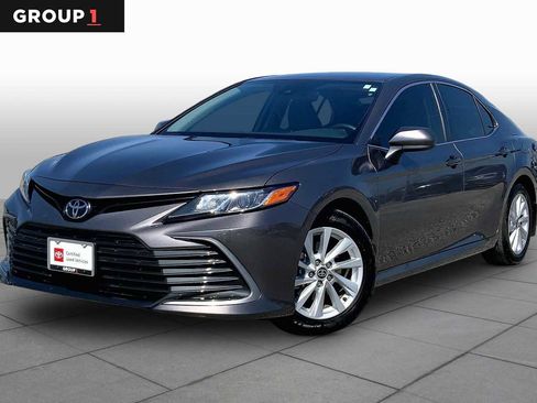 Used 2024 Toyota Camry LE FWD image 1