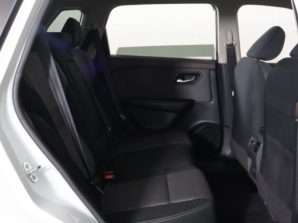 Used 2023 Nissan Rogue SV AWD/4WD image 27