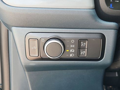Used 2025 Ford Maverick Tremor AWD/4WD image 18