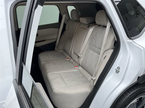 Used 2025 Nissan Rogue SV AWD/4WD image 10