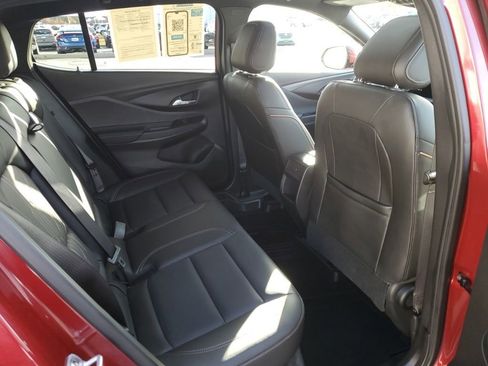 Used 2025 Buick Envista Avenir image 30