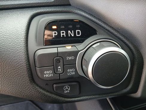 New 2026 RAM 1500 Express AWD/4WD image 19