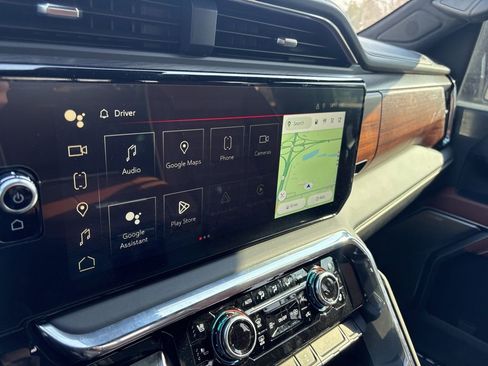 Used 2024 GMC Sierra 2500 Denali Ultimate image 40