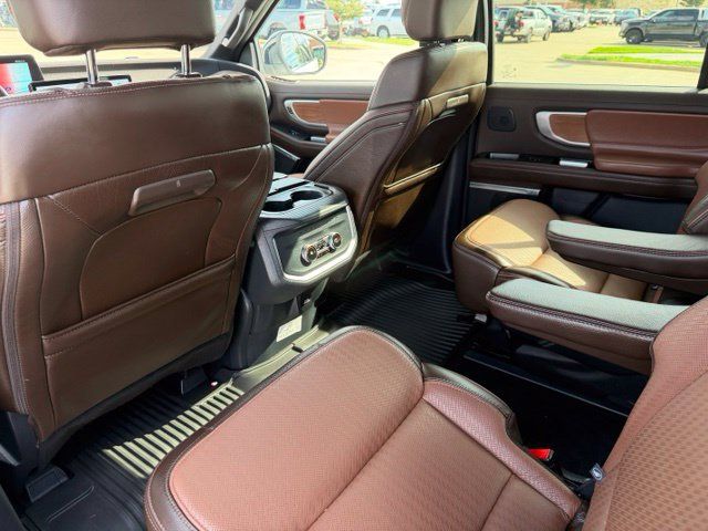 Used 2025 Ford Expedition King Ranch AWD/4WD image 27