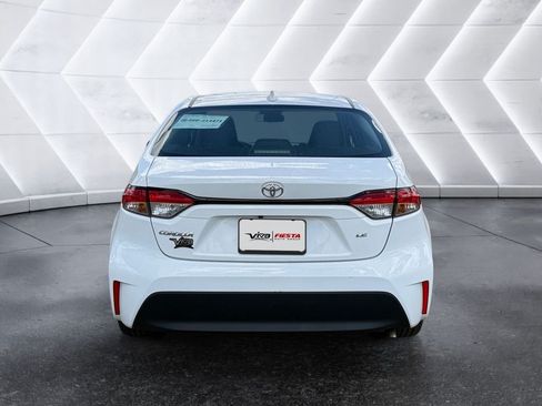 Used 2024 Toyota Corolla LE FWD image 5