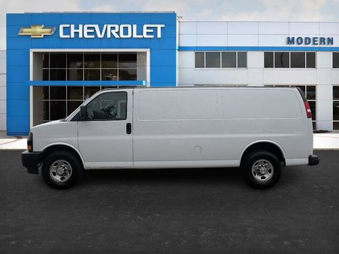 Used 2023 Chevrolet Express 2500 Extended w/ Driver Convenience Package image 2