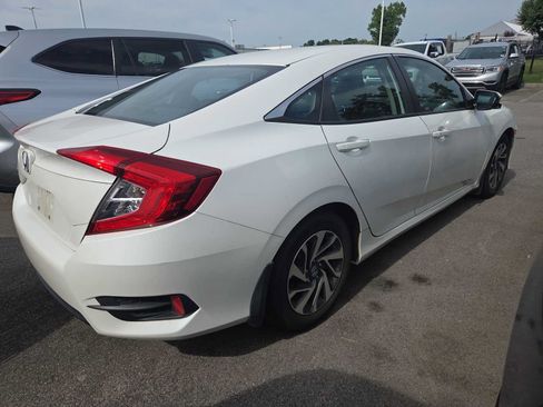 Used 2016 Honda Civic EX image 5