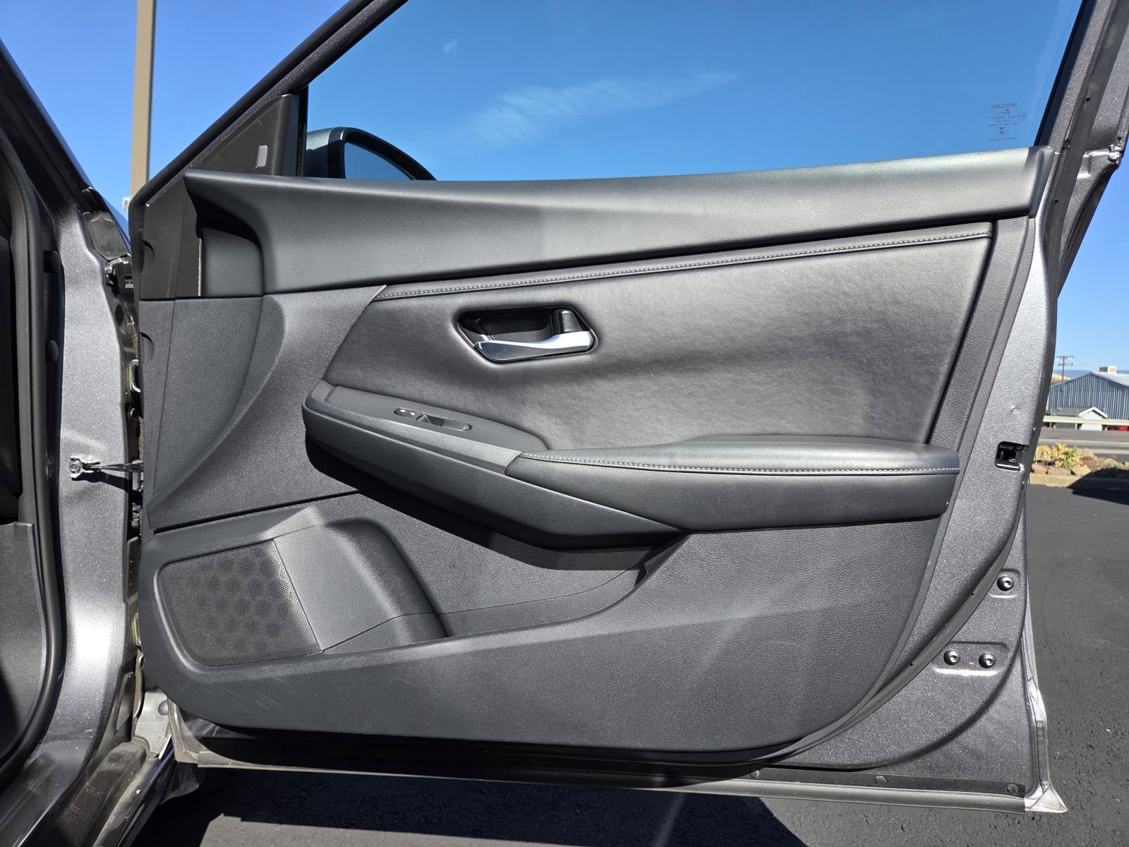 Used 2025 Nissan Sentra SV w/ All-Weather Package FWD image 23