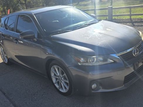 Used 2013 Lexus CT 200h image 4