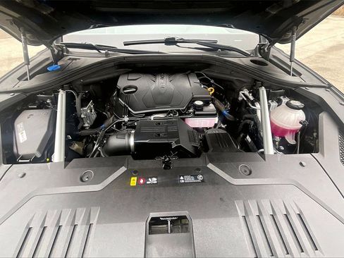 Used 2025 Genesis GV70 2.5T image 10