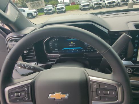 Used 2026 Chevrolet Silverado 2500 LT w/ All Star Edition AWD/4WD image 14