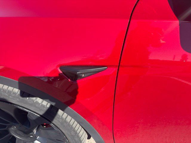 Used 2022 Tesla Model Y Performance AWD/4WD image 22