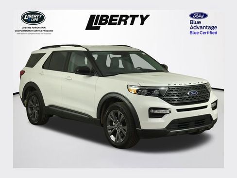 Certified 2024 Ford Explorer XLT w/ Equipment Group 202A AWD/4WD image 1