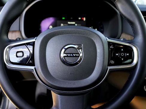 Used 2023 Volvo V90 B6 Cross Country Ultimate image 14