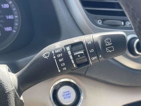 Used 2018 Hyundai Tucson Value FWD image 28