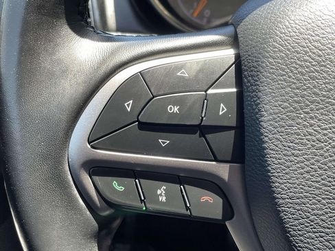 Used 2020 Jeep Grand Cherokee High Altitude RWD image 21