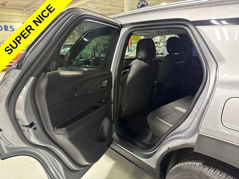 Used 2023 Chevrolet TrailBlazer LT w/ Convenience Package AWD/4WD image 23