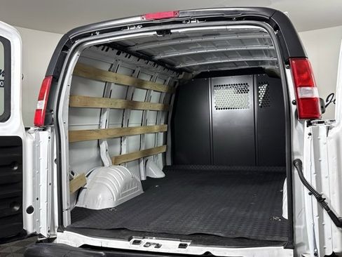 Used 2024 Chevrolet Express 2500 w/ Driver Convenience Package image 13