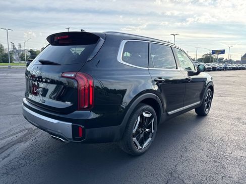 Used 2025 Kia Telluride S AWD/4WD image 8