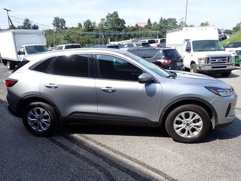 Used 2023 Ford Escape Active AWD/4WD image 9