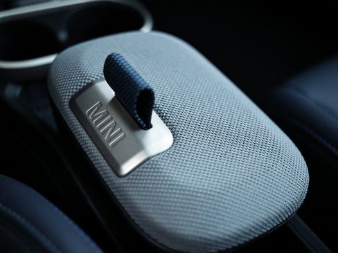 Used 2025 MINI Cooper S image 37