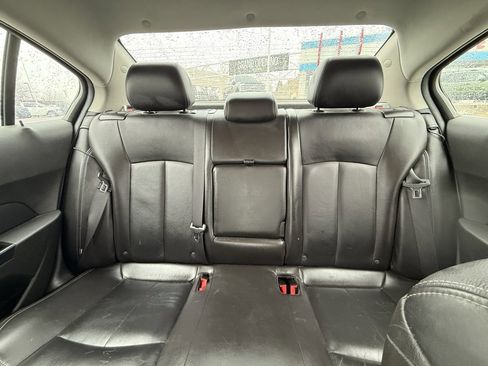 Used 2011 Chevrolet Cruze LT image 21