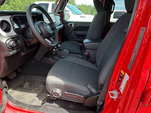Used 2025 Jeep Wrangler Unlimited Sport S 4xe AWD/4WD image 16