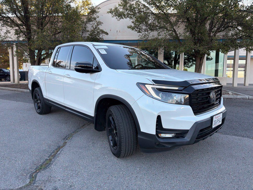 Used 2023 Honda Ridgeline Black Edition image 2