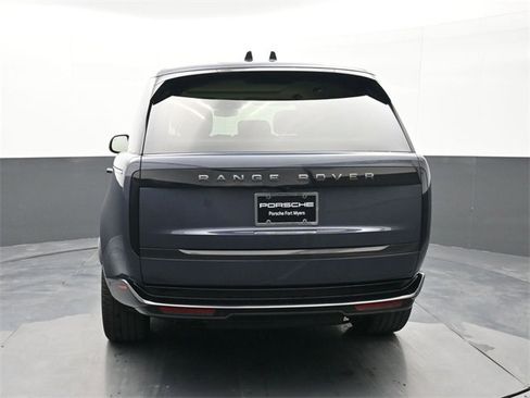 Used 2024 Land Rover Range Rover SE image 21
