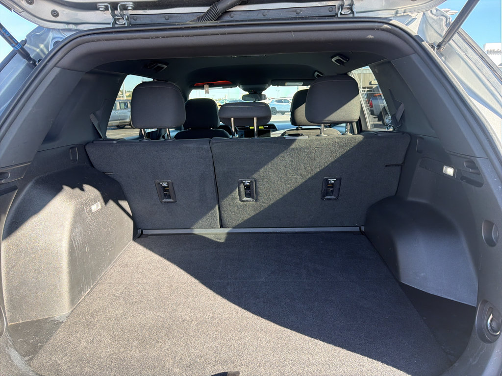 Used 2025 GMC Terrain Elevation AWD/4WD image 15