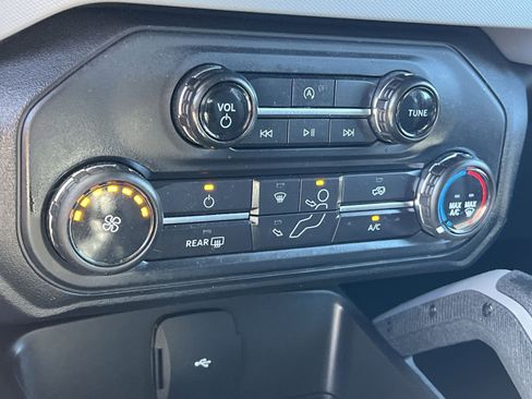 Used 2023 Ford Bronco Big Bend AWD/4WD image 28
