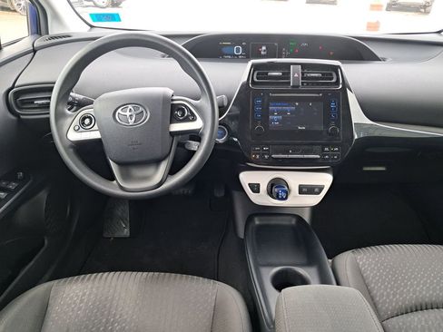 Used 2016 Toyota Prius Two image 13