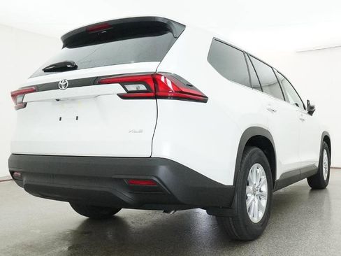 New 2026 Toyota Grand Highlander FWD image 27