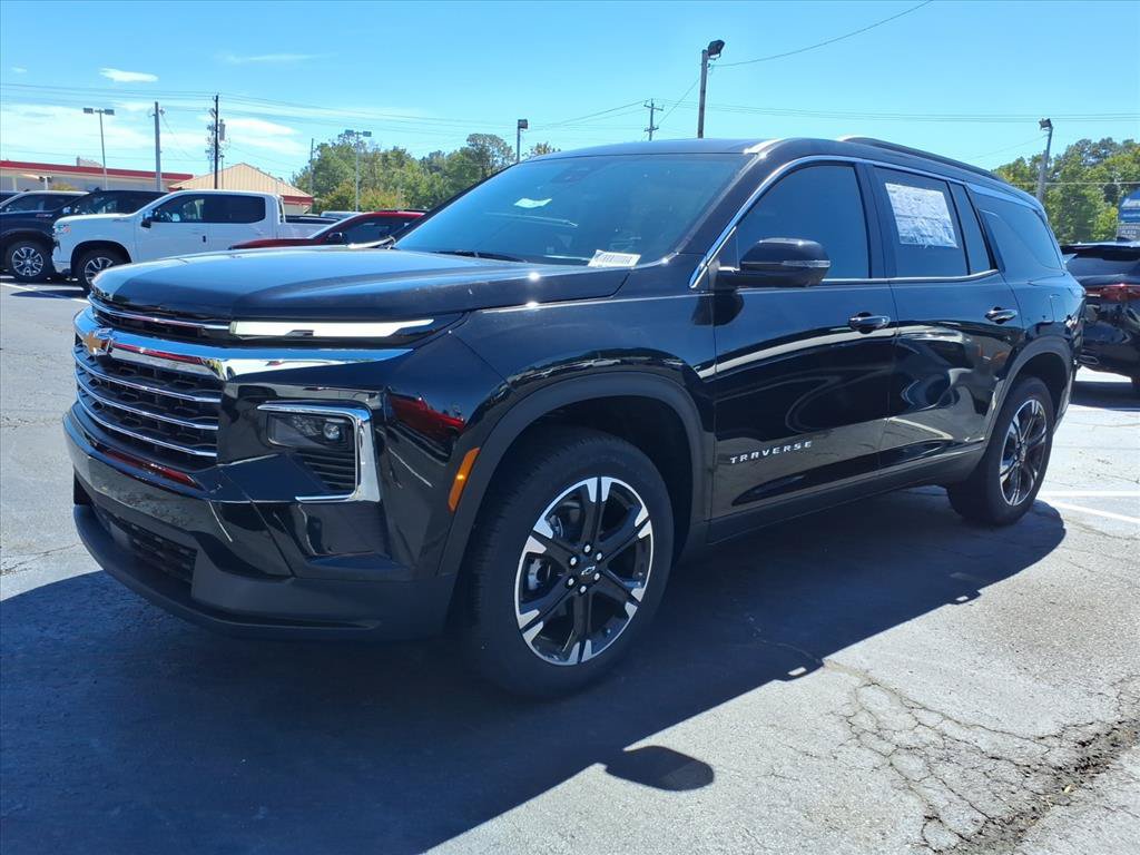 New 2027 Chevrolet Traverse LT w/ Sun and Wheel Package AWD/4WD image 8